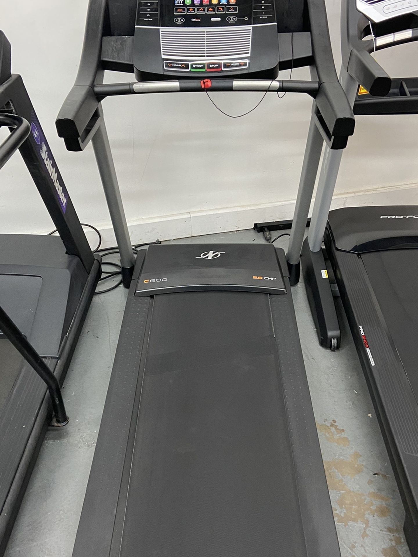 NordicTrack C600 Folding Treadmill