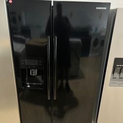 Samsung refrigerator side by side black no ice 