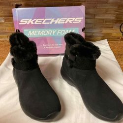 NEW Black Skechers Slip On Suede Boots Size 9