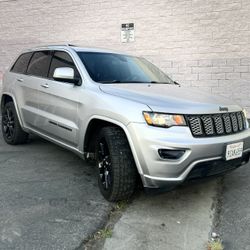 SUV Jeep Cherokee Audi Rs Q7 Q5 Q8 Bmw X5 Panoramic M Competition Porsche Cayenne Macan Ranger Rover Dodge Durango Srt Hellcat Rt Chevy Tahoe 4X4 V8