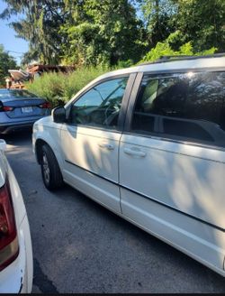 2010 Chrysler Town & Country