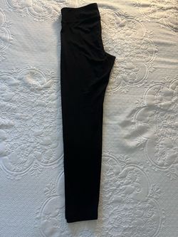 Black High-Waist Capri Leggings