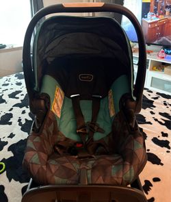 Blue Evenflo Infant Car Seat