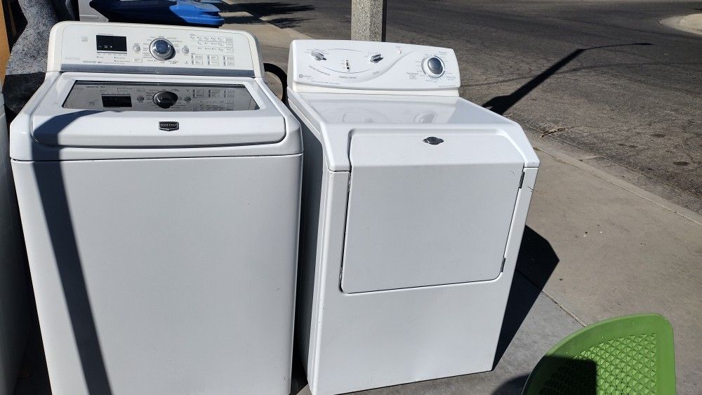 Maytag Washer And Dryer Set