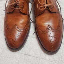 Mens Dress Shoes. 7.5