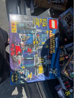 RARE Batman batcave #6(contact info removed)