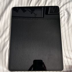 iPad Pro Space Gray (12.9-inch) (6th generation)