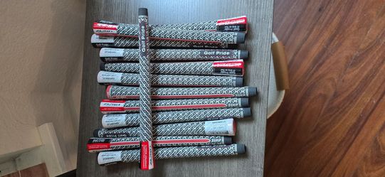 Brand New Golf Grips (Set of 13)