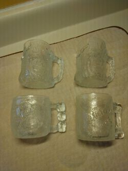 Vtg McDonald's Flintstones Glass Mugs