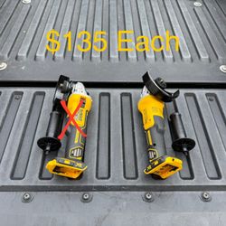 NEW DEWALT 20V MAX XR Cordless Brushless 4.5 in. Slide Switch Small Angle Grinder with Kickback Brake (Tool Only)
