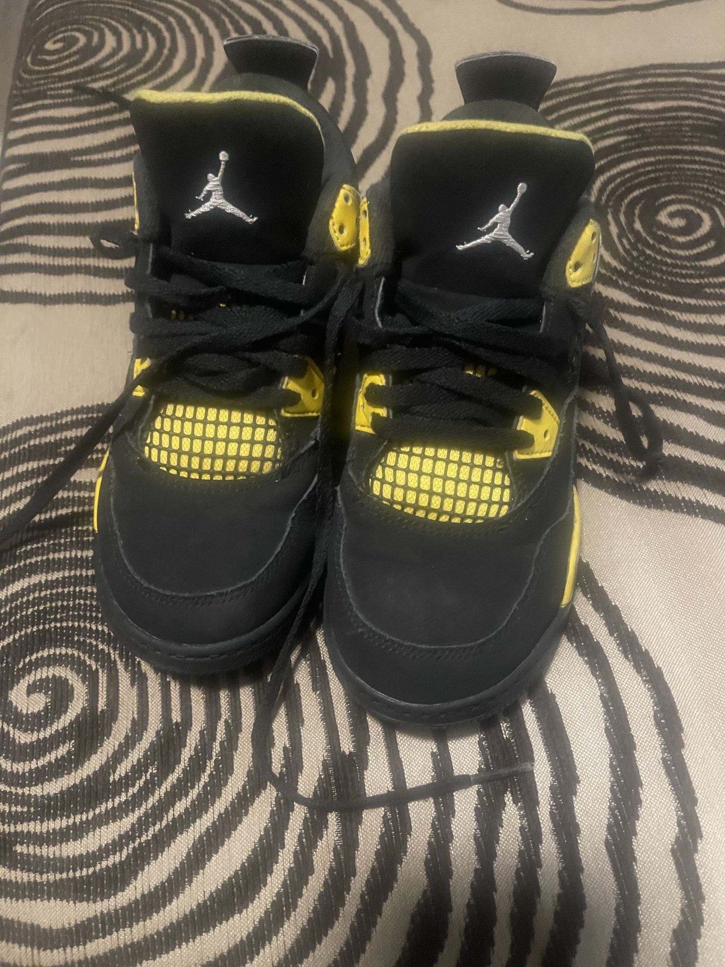 Air Jordan Retro 4 Yellow Thunder 1Y