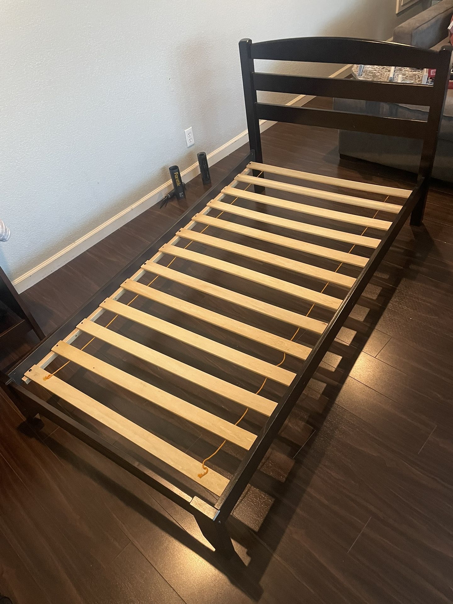 Twin XL Bed 