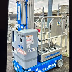 Genie One Person Lift 