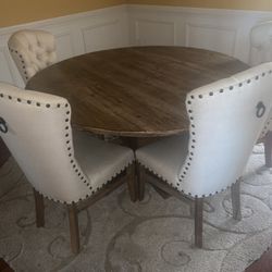 Dining Room Table And Chairs 
