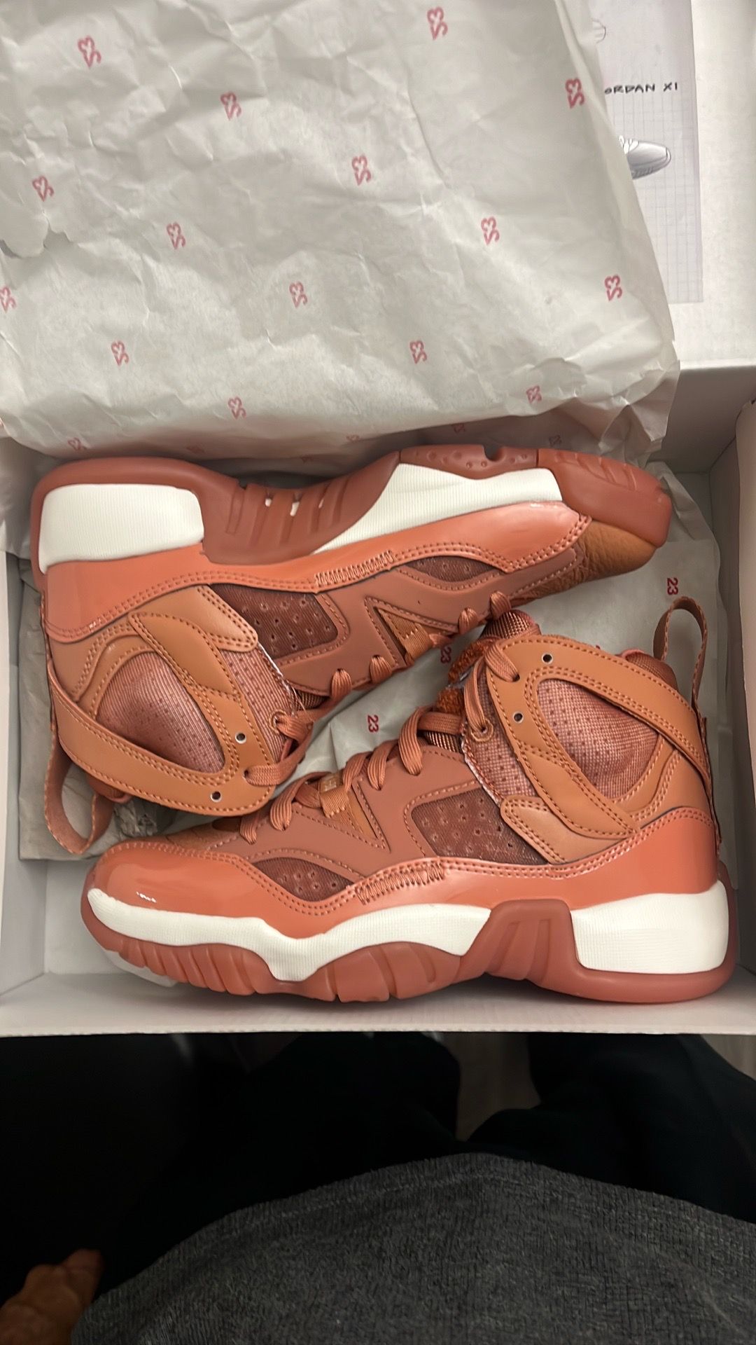 WMNS Jumpman Two Trey