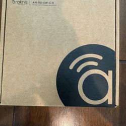 Araknis Networks 110 Series Unmanaged Gigabit Switch 5 Port 