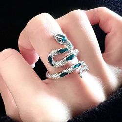 Snake rings green and red in a pair new in box