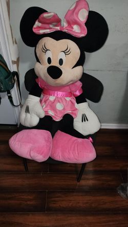 Huge Minnie Mouse