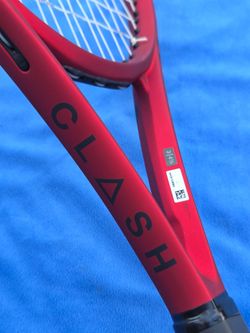 Wilson Clash 100 V2 Tennis Racquet