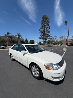 2001 toyota avalon xls