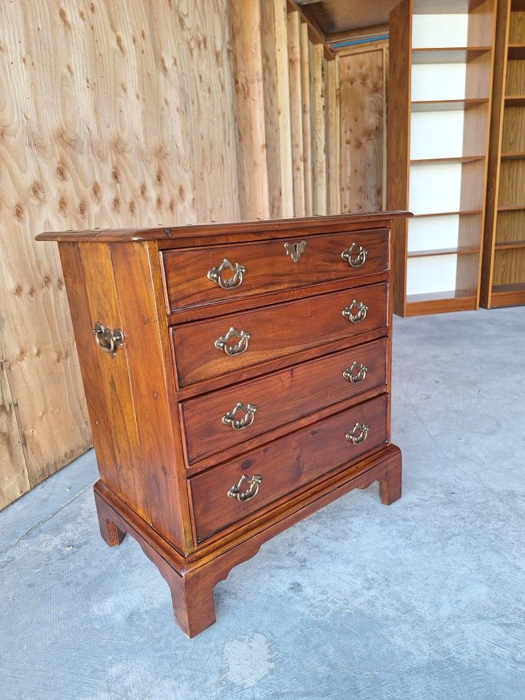 Like New Antique One Nightstand