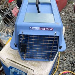 Pets Traveling Cage Blue Color Small Pet Like Cat Or Chihuahuas 