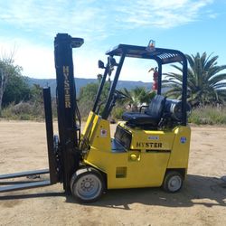 Forklift HYSTER, propan, hardtire, sideshift Exc.