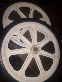 Mag Wheels Solid White