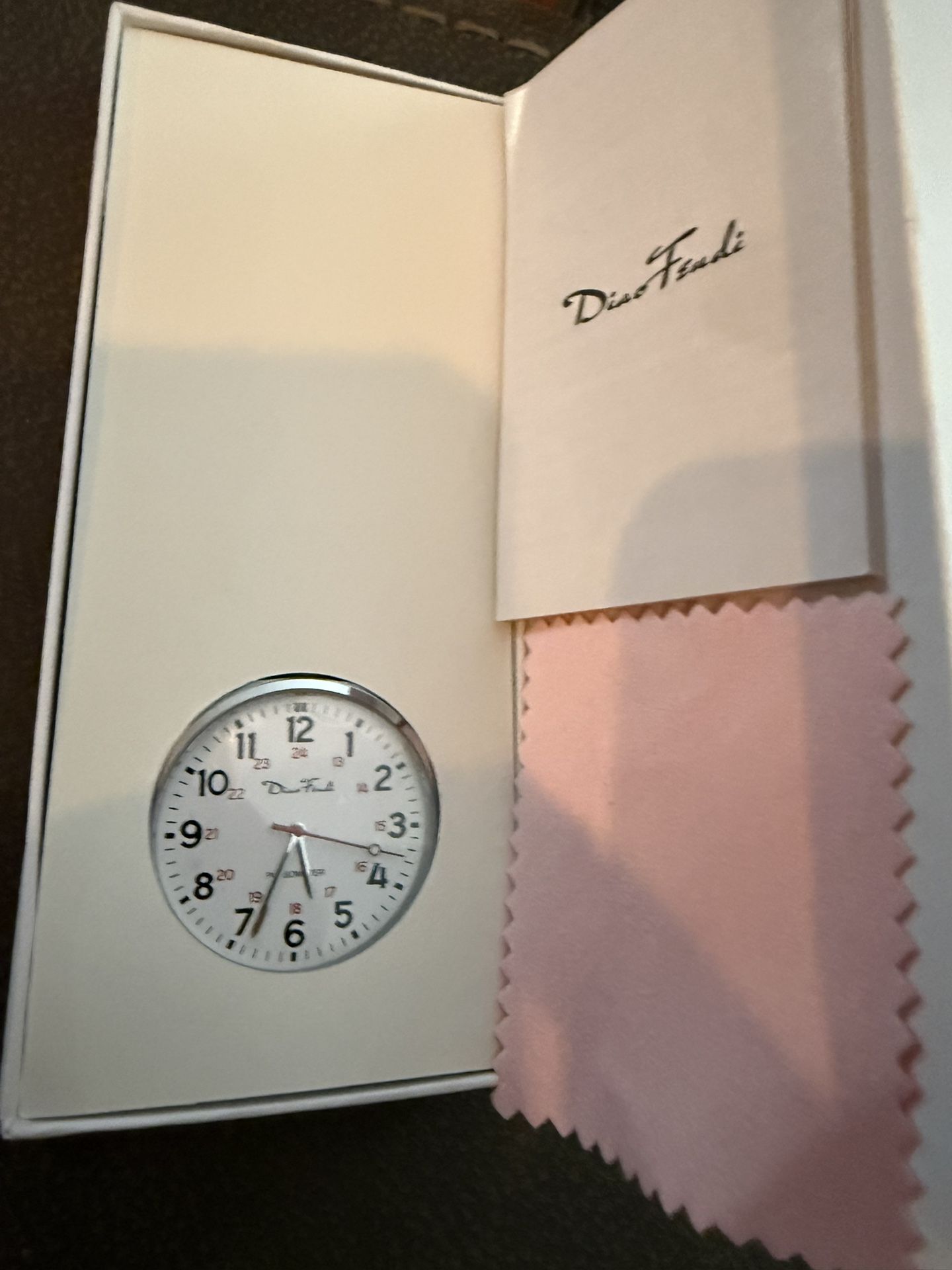 Diao Fendi Pulsometer Watch Nurse Doctor Medic White/Black Silicone band