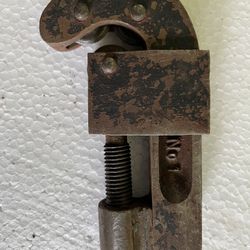 Pipe Cutter 1/8 To 1 1/4 Diameter 