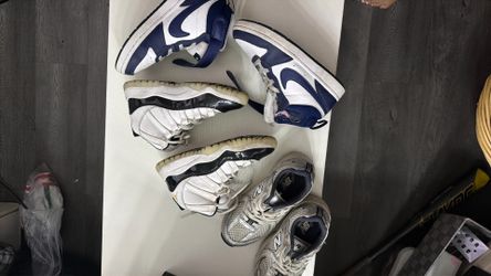 Size 12 kid shoes.