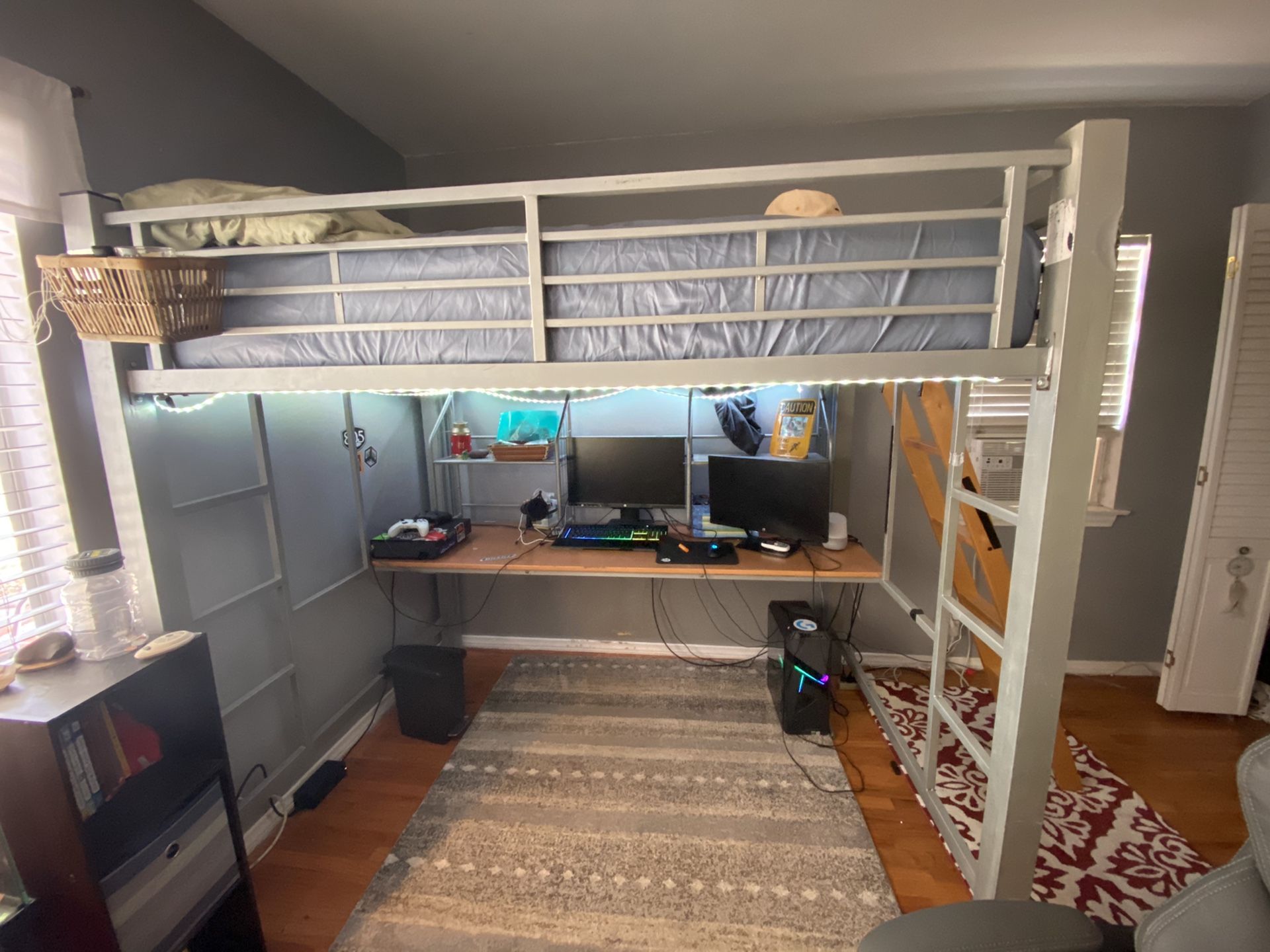 Loft bed with desk - Full *ON HOLD - PENDING SALE*