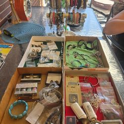 Jewelry Lot