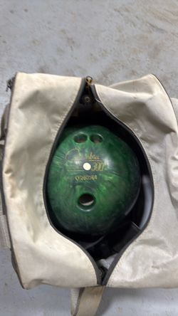 Columbia 300 Green Marble Bowling Ball with Bag