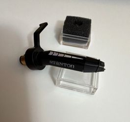 Stanton Trackmaster II w/New replacement stylus