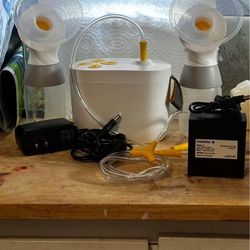 Baby Bottle And Breastfeeding Pump
