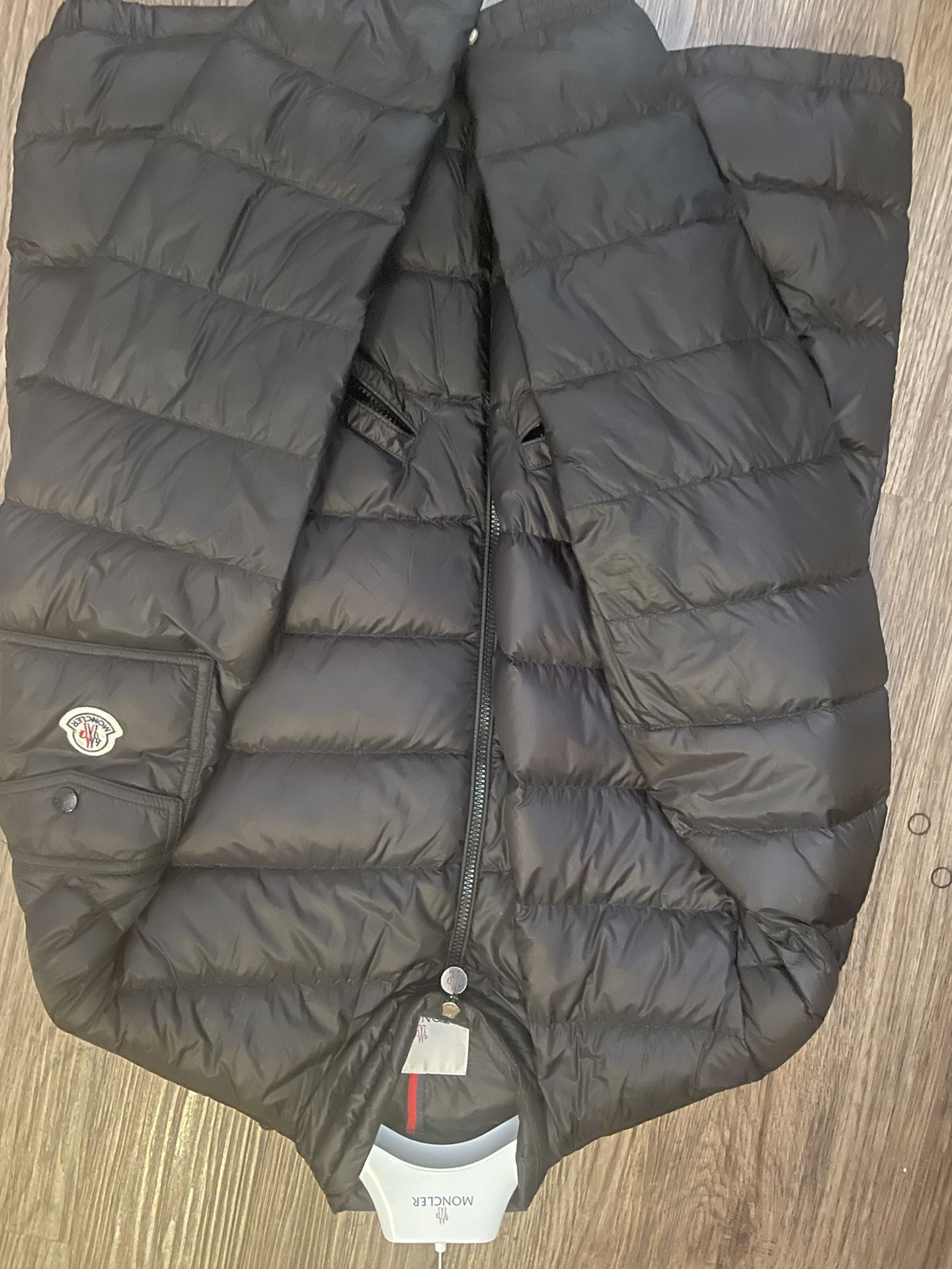 Men Moncler Coat Sz 7