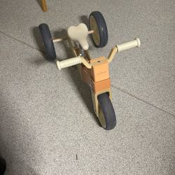 Coco Village Balance Bike In Grapefruit