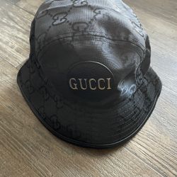 Bucket Hat