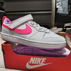 Nike Court Borough Low 2 (PSV) sneakers in a youth size 3Y.