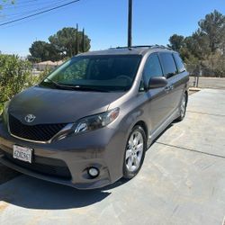 2013 Toyota Sienna
