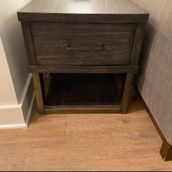End Table by Ashley - Brown, USB, Power Outlet