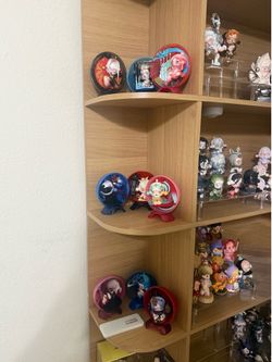 Various popmart items