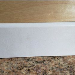 4 X 12 INCH. CREMA MARFIL SURFACE BULLNOSE 60 PCS $3 EACH