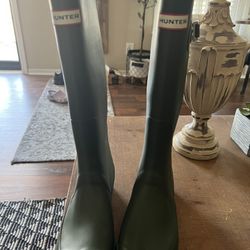Hunter Boots Size 8