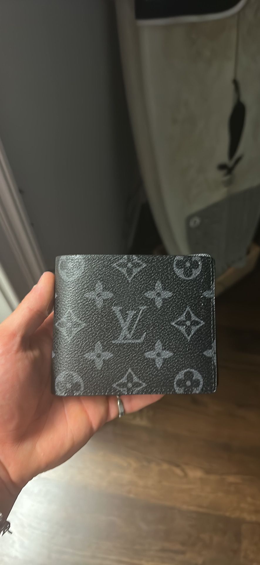 Louis Vuitton Canvas Wallet for Sale in Atlanta, GA - OfferUp