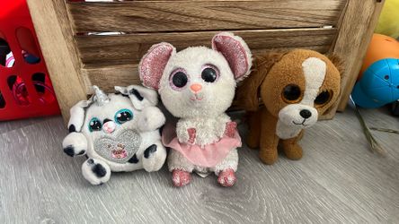 Toy animals