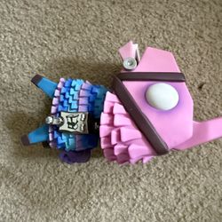 Funko pop Supply Llama 