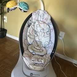 4moms mamaRoo 4 swing