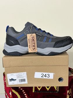 G WEST, size 9, Amazing colors.